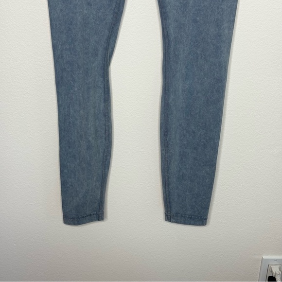 Lululemon Wunder Under High-Rise Tight 25" *Full-On Luxtreme SZ. 8 - Picture 13 of 16